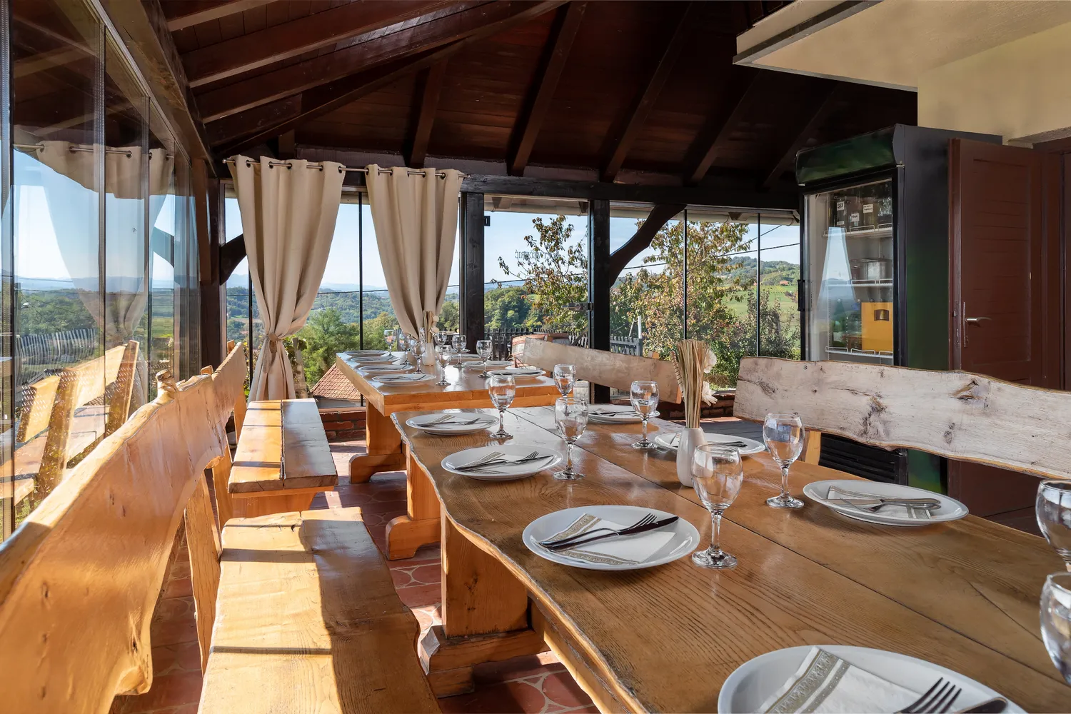 0U5A8539 web1366x2048U100 G4